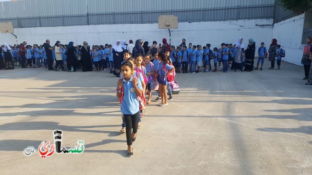  كفرقاسم- فيديو: البداية الصحيحة هي عنوان النجاح .. مدرسه جنة ابن رشد تستقبل طلابها بمراحل مدروسة وتودع حجاجها